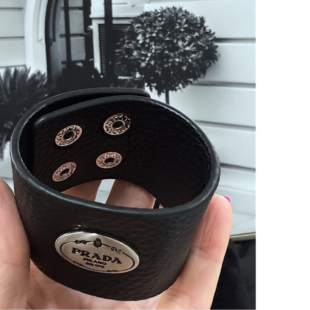 Prada upcycled Black Leather Bracelet with authentic Logo - Picture 2 of 4